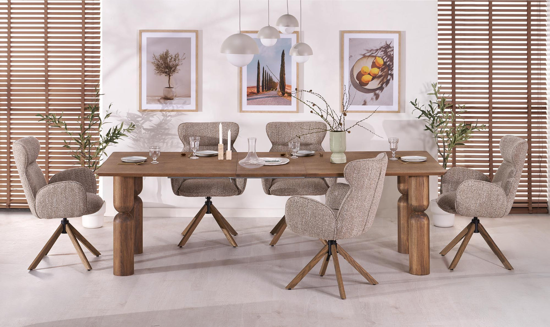 Sedia girevole in legno massello Nyla 63x64 cm