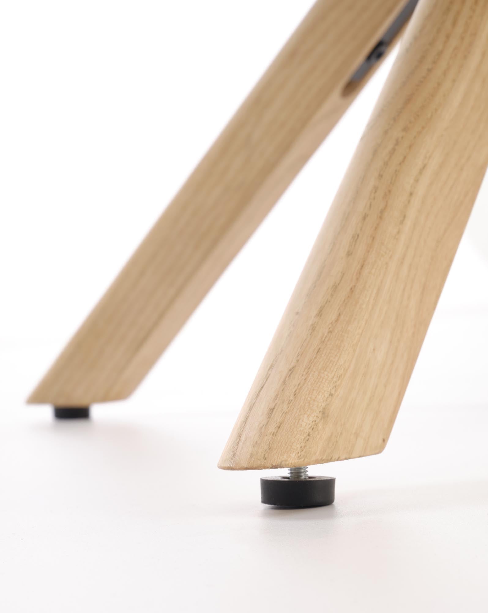 Sedia girevole in legno massello Nyla 63x64 cm