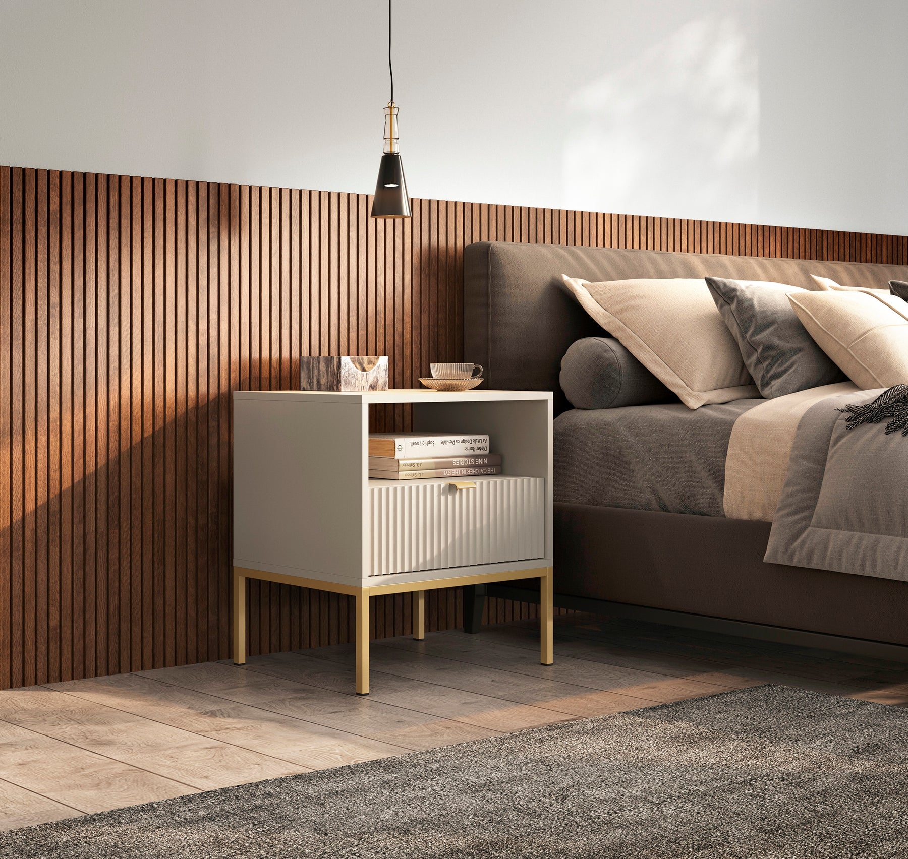 Comodino con piedi in metallo ed 1 cassetto in legno laminato Miseno 54x56 cm