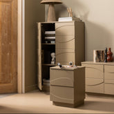 Credenza 2 ante effetto 3D in legno di pino Teo 116x72 cm