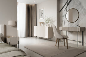 Madia 3 ante con piede in metallo cashmere Miami 150x87 cm