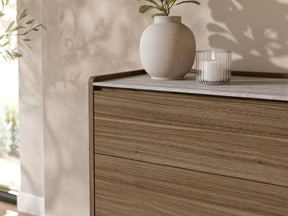 Cassettiera 6 cassetti noce con gambe in metallo Kos 120 x 75 cm