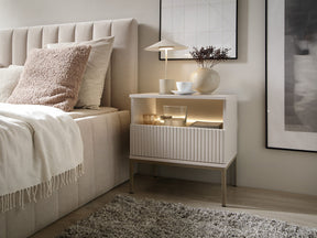 Comodino con 1 cassetto e LED integrato Aura 54x56 cm