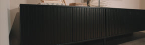 Credenza 2 ante 1 cassetto in legno di frassino New Gravure 210x60 cm