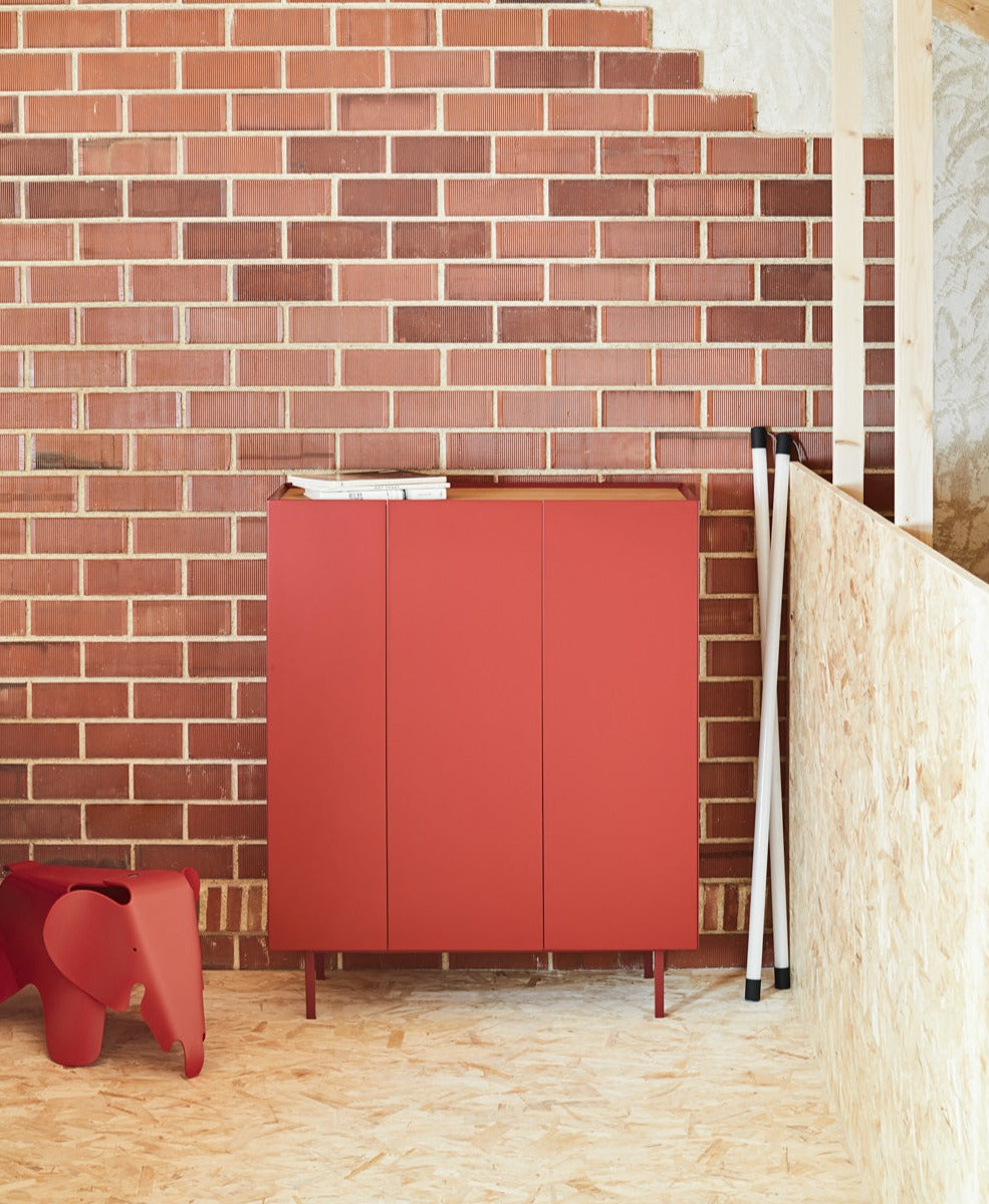 Credenza 3 ante rosso Arista di Teulat 95x120 cm