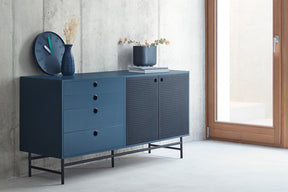 Madia 4 cassetti 2 ante blu Punto di Teulat 150x47 cm