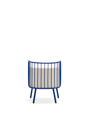Poltrona tessuto crema struttura in metallo blu 67x83 h44 cm