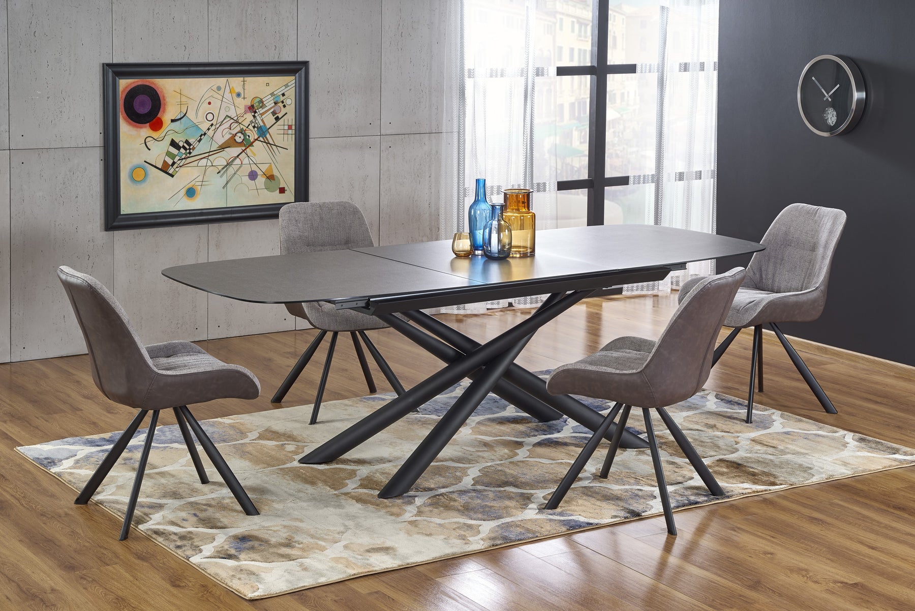 Tavolo allungabile in vetro grigio scuro con gambe in acciaio nero Capello 180 x 95 cm - allungabile fino a 240 cm