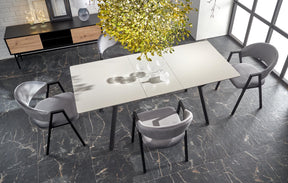 Tavolo allungabile in legno MDF laccato grigio chiaro e gambe in acciaio nero Balrog 140x80 cm - allungabile fino a 180 cm